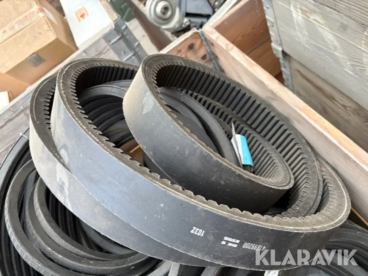 Billede 10 - Paller med assorteret remme