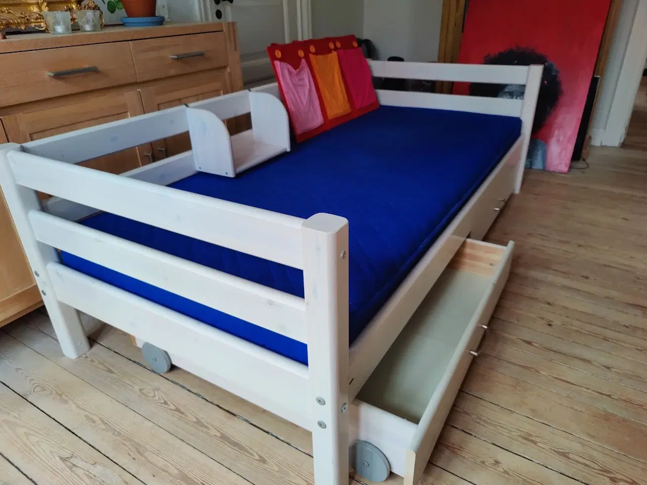 Billede 4 - Velholdt enkeltseng - dansk produceret