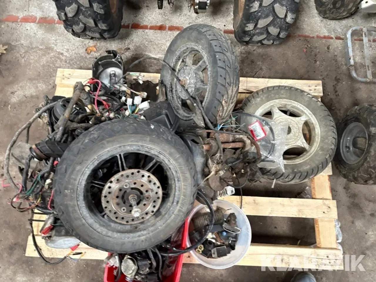 Billede 8 - Scooter 2 styk + reservedele