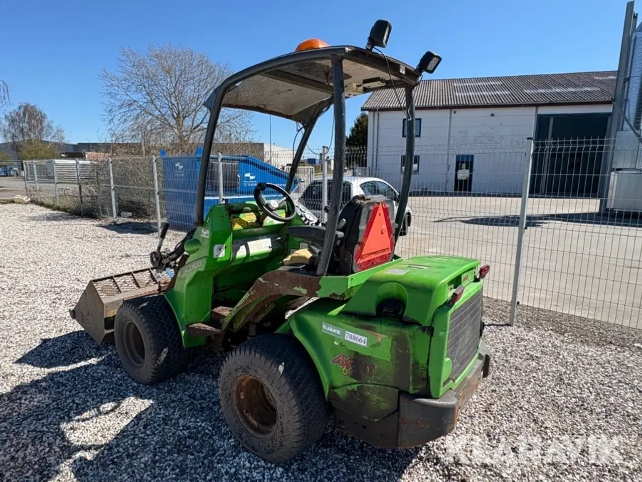 Billede 3 - Minilæsser Avant 365 staldkat med skovl og gafler