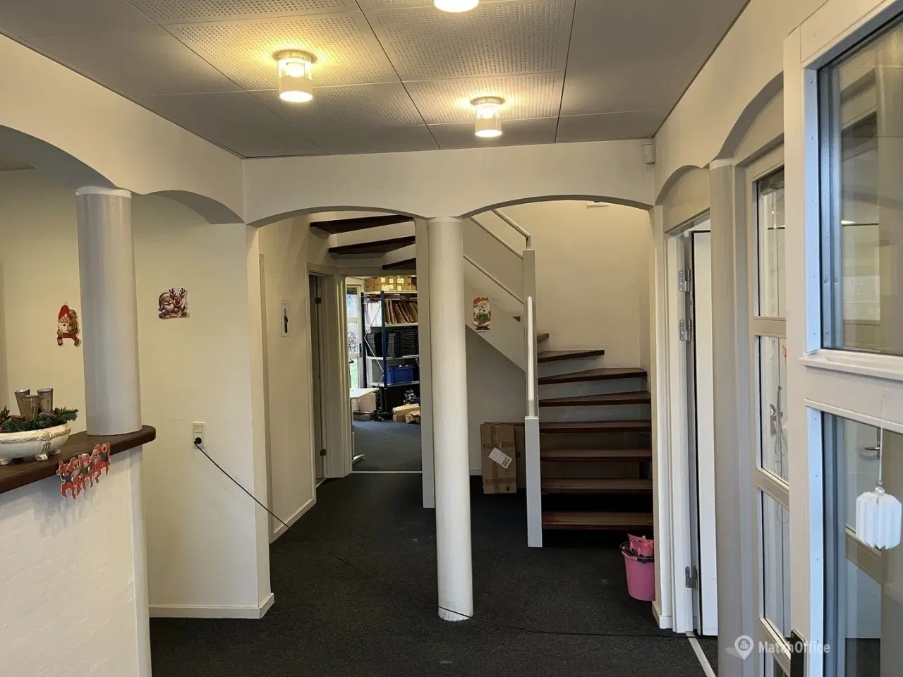 Billede 2 - Sjældent udbudt lagerlejemål m. kontor og showroom
