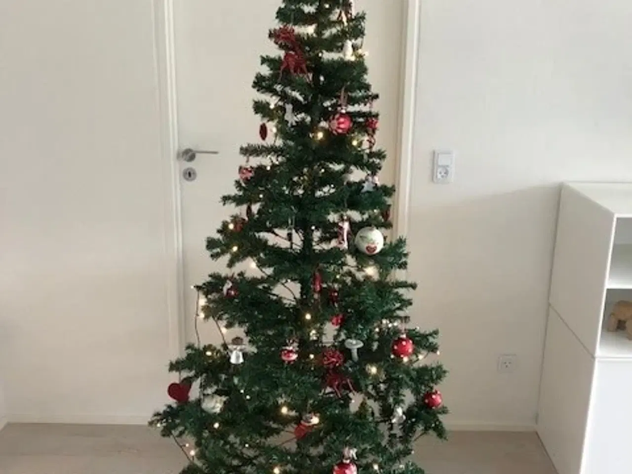 Billede 1 - Kunstig juletræ 180 cm