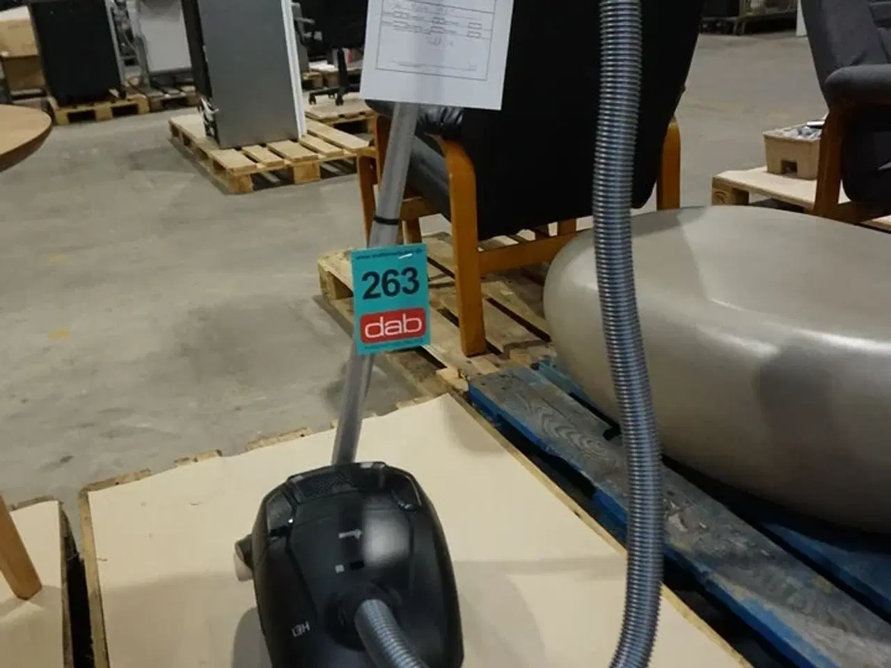 Billede 2 - Hoover Støvsuger Med Pose HE1 700W