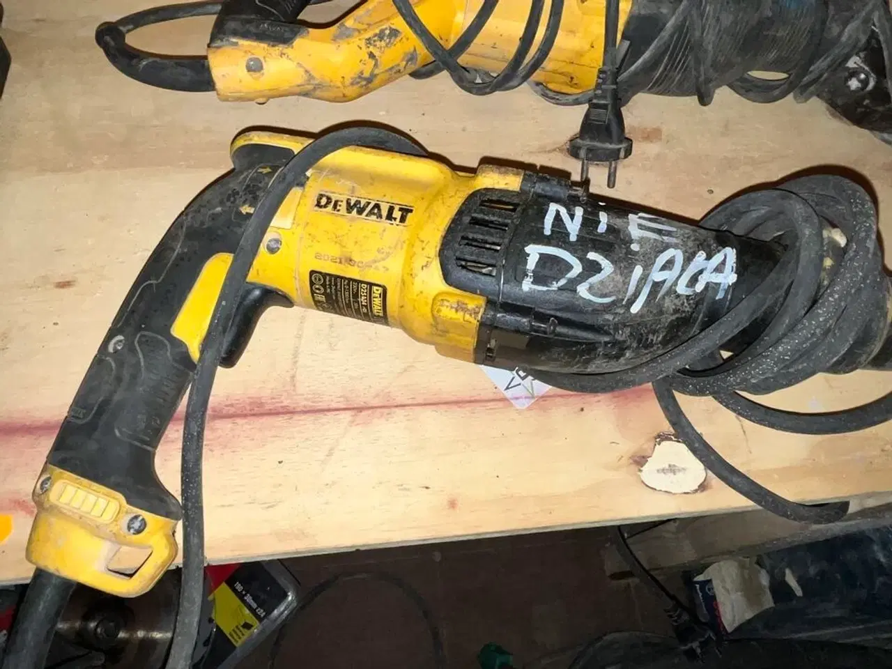 Billede 4 - 2 x Vinkelsliber ,  2 x Borehammer, 2 x Bajonetsav DEWALT