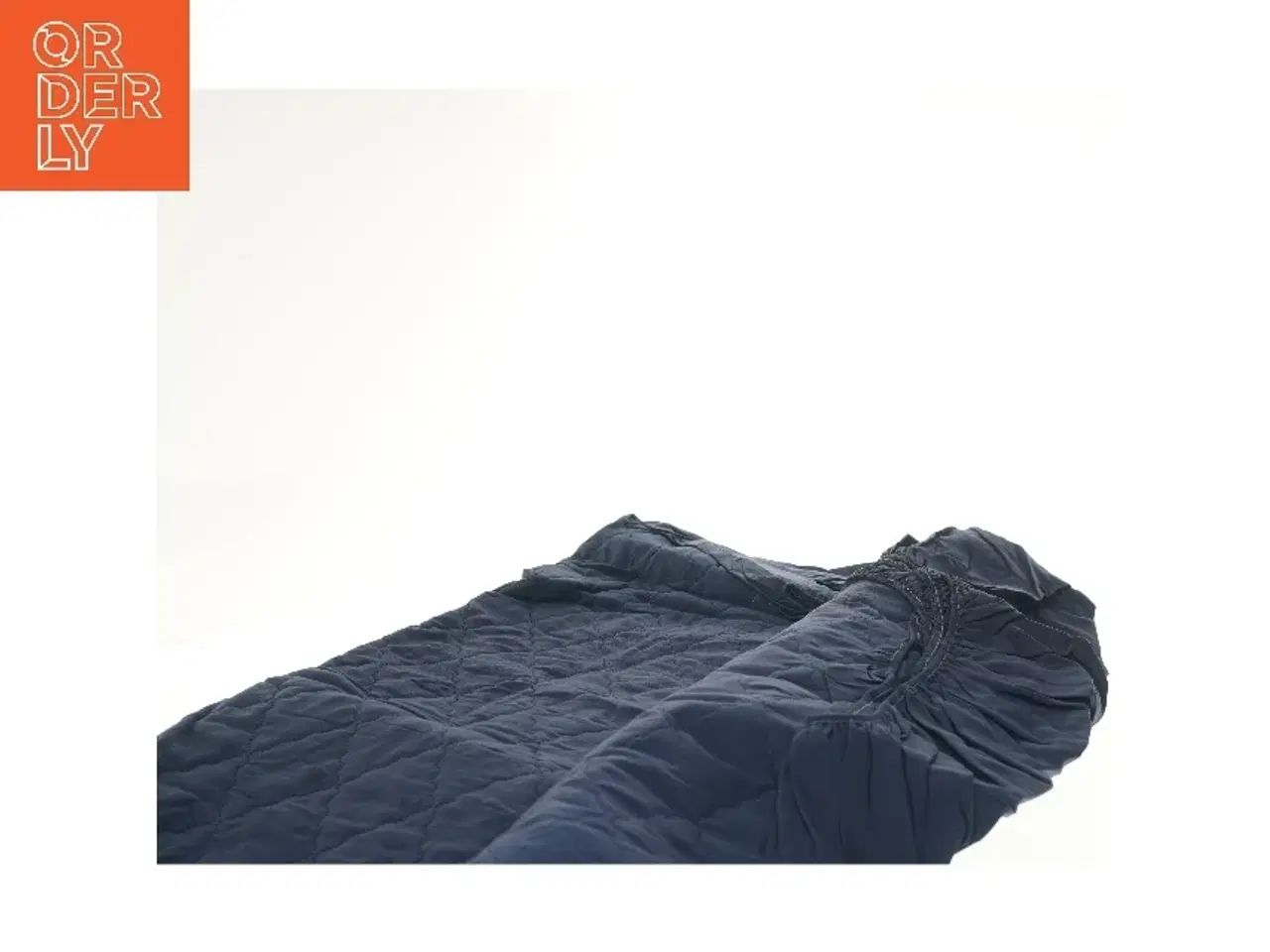 Billede 5 - Quiltet sengetæppe (str. 180x160 cm)