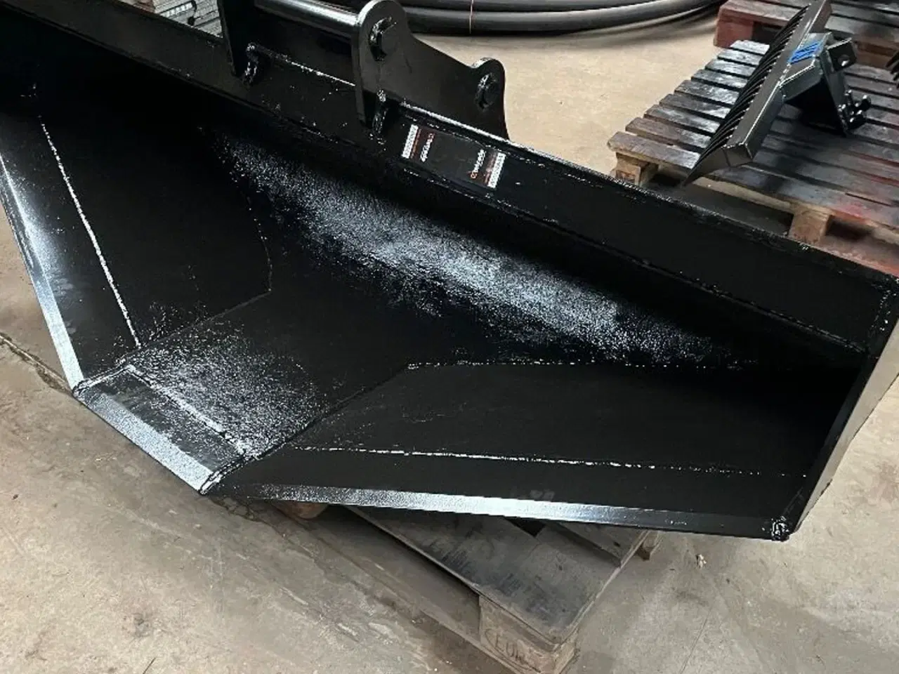 Billede 1 - Graveskovl Fabriksny Profilskovl