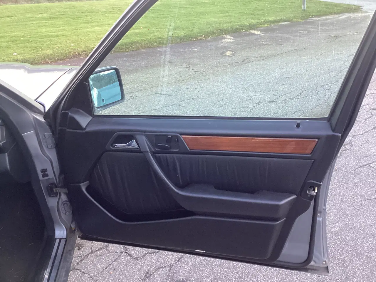 Billede 12 - Mercedes 300E-24