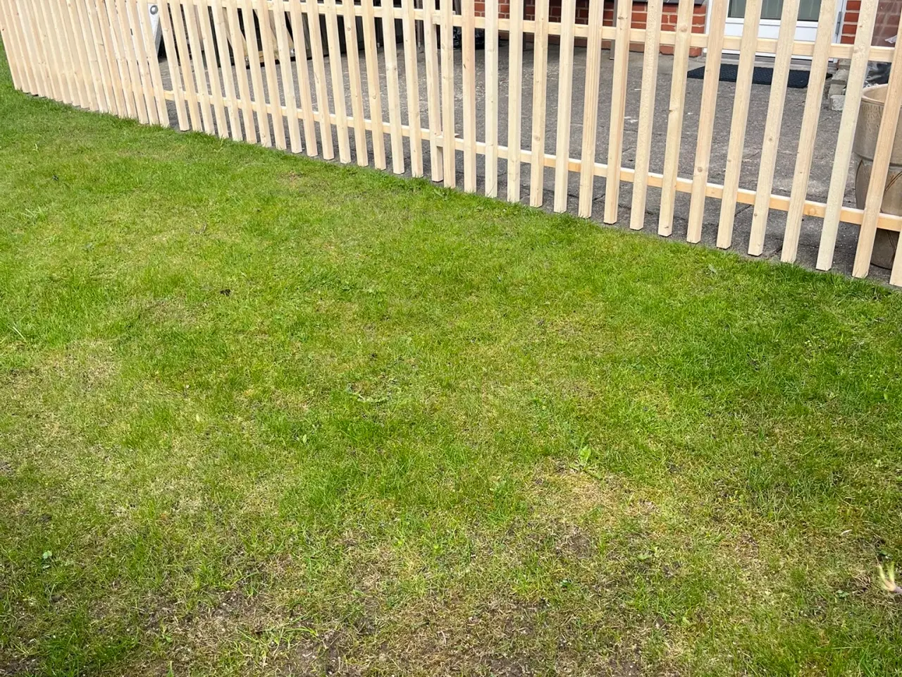 Billede 1 - Træhegn stakit i varmebehandlet træ