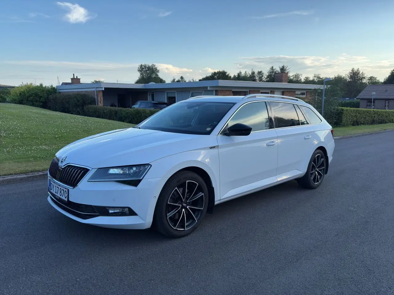 Billede 1 - Skoda Superb 1,4 TSi 150 Active Combi DSG
