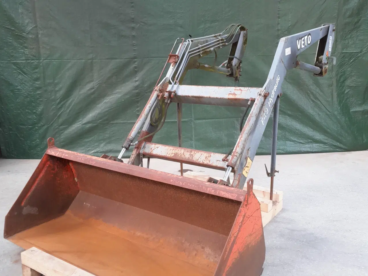 Billede 2 - Frontlæsser Veto F-10 Hydraulic, beslag til MF265