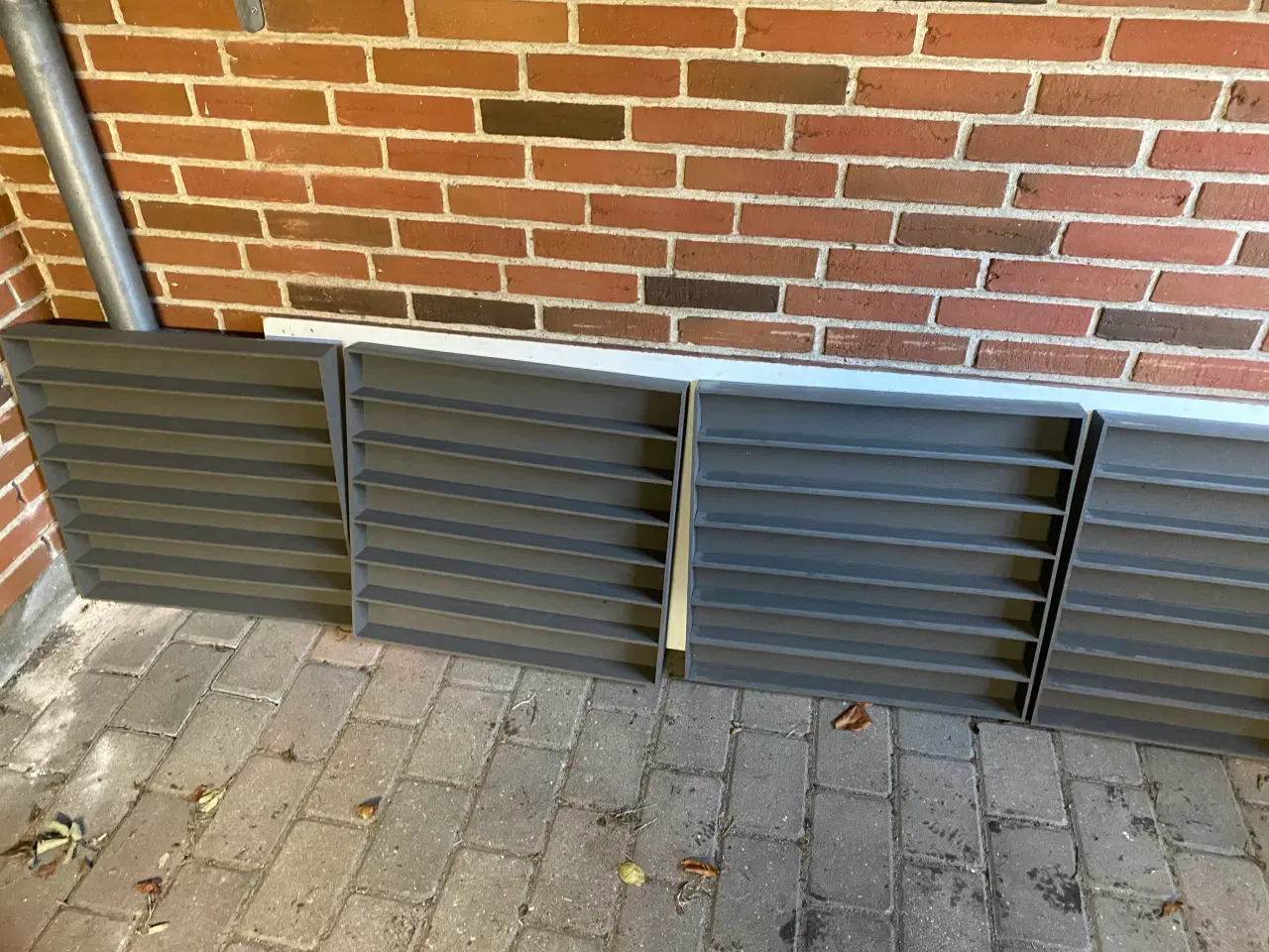 Billede 3 - Hylder til modeltog eller modelbiler