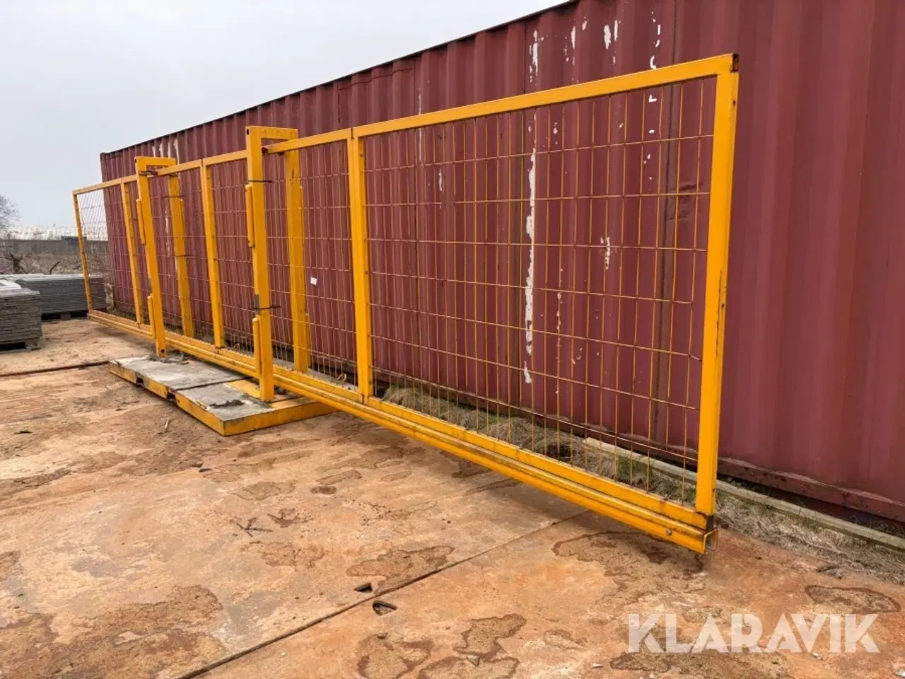 Billede 1 - Manuel skydeport med gaffellommer CAIS 4 løfteøjer