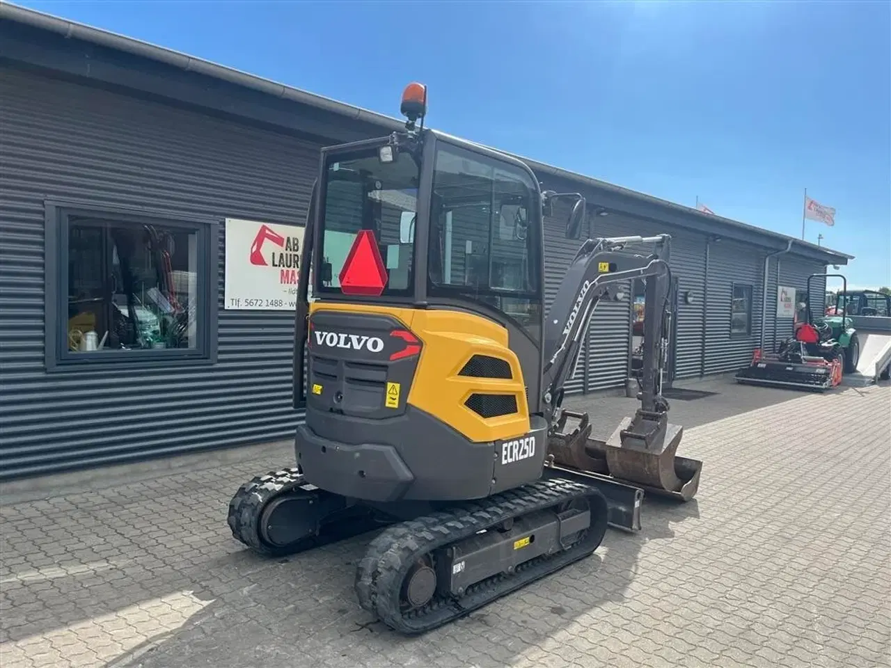 Billede 15 - Volvo ECR25d Powertilt 3 skovle