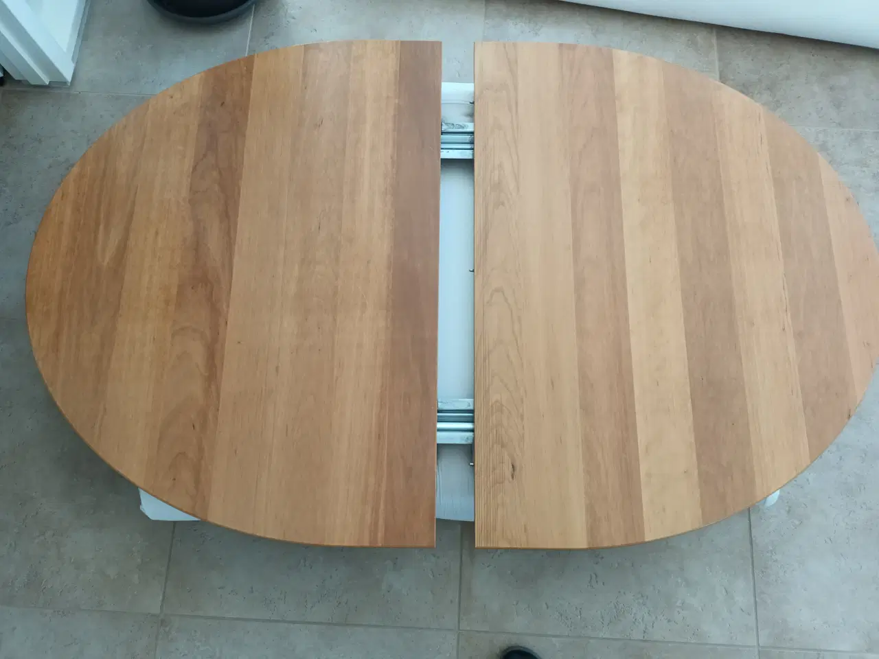 Billede 3 - Spisebords-sæt med 6 virkelig gode stole