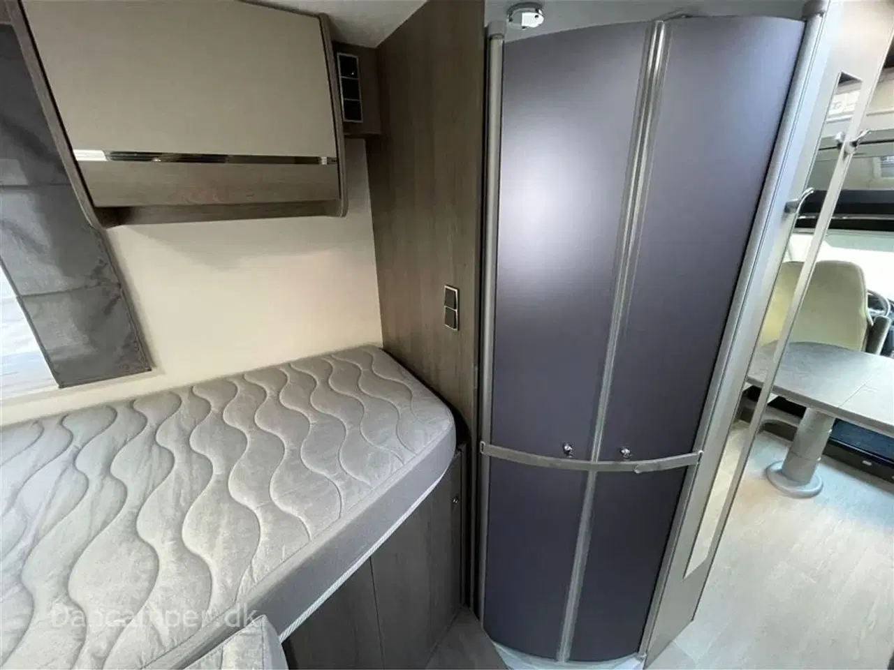 Billede 25 - 2019 - Chausson Titanium 767    Enkeltsenge, lounge-indretning, 170Hk Ford, AUT - Lihium Super B bodelsbatteri, Solceller, Michelin helårsdæk.