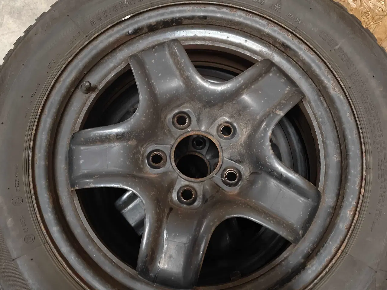 Billede 1 - Vinterhjul 16" 114,3*5 (205/55)