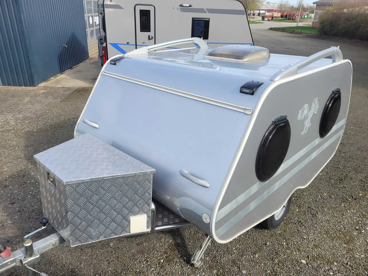 Billede 12 - Dethleffs Miniglobe..perfekt til elbil..kun 280kg.