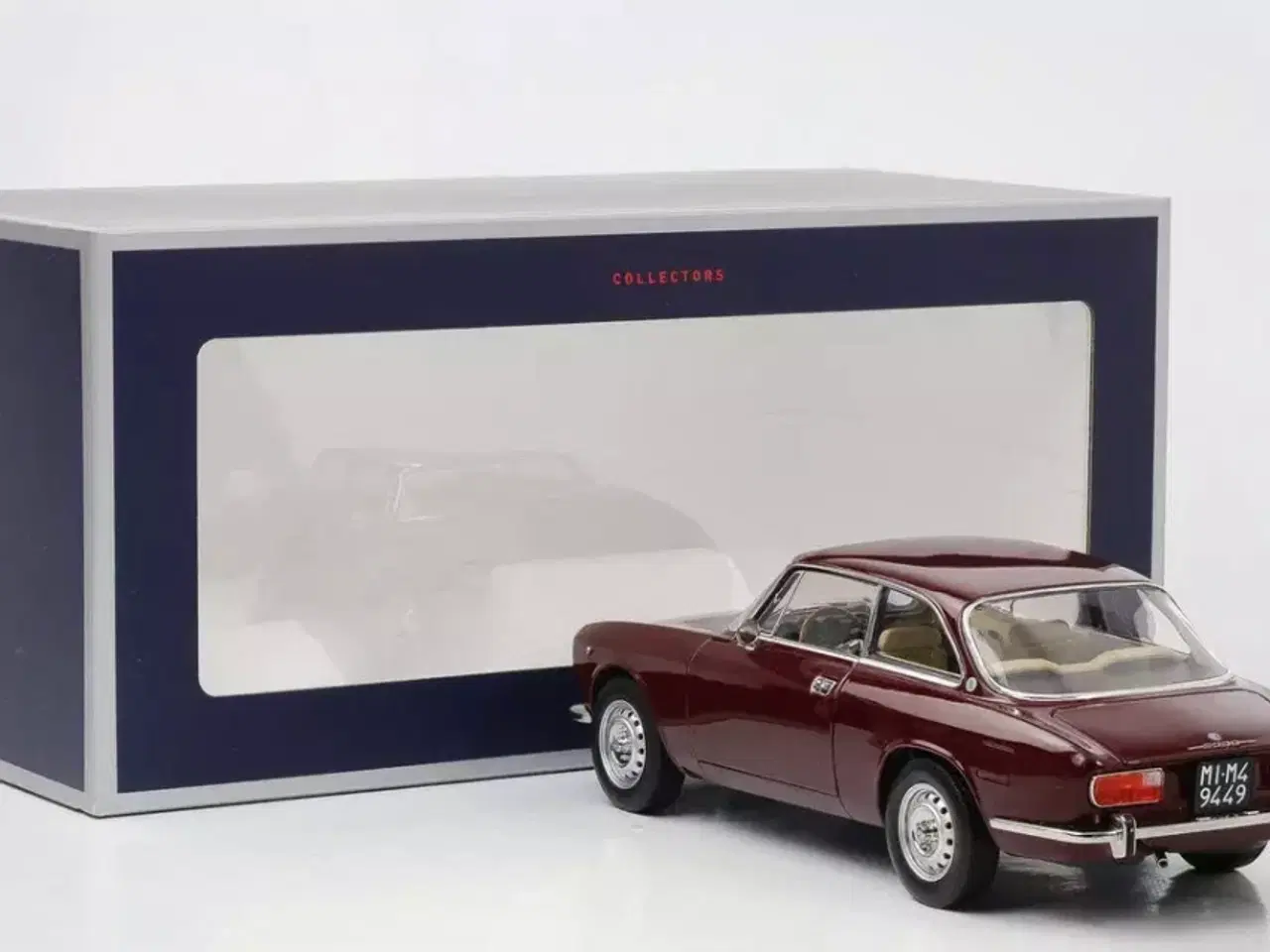 Billede 4 - 1:18 Alfa Romeo 2000 GTV 1973