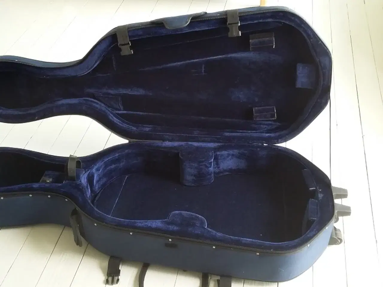 Billede 1 - Cellokasse fuld størrelse 4/4