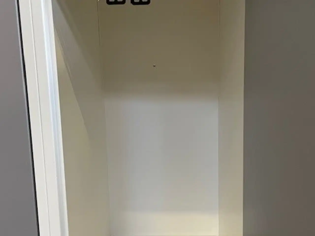 Billede 3 - Metalskabe til idrætsforening eller anden forening