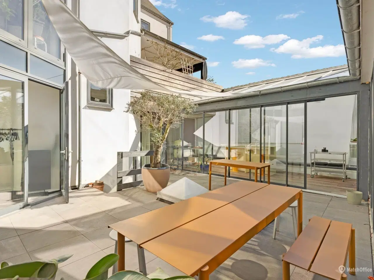 Billede 2 - EKSKLUSIVE LEJEMÅL VED FREDERIKSBERG HAVE KONTOR / KLINIK / SHOWROOM M.M.