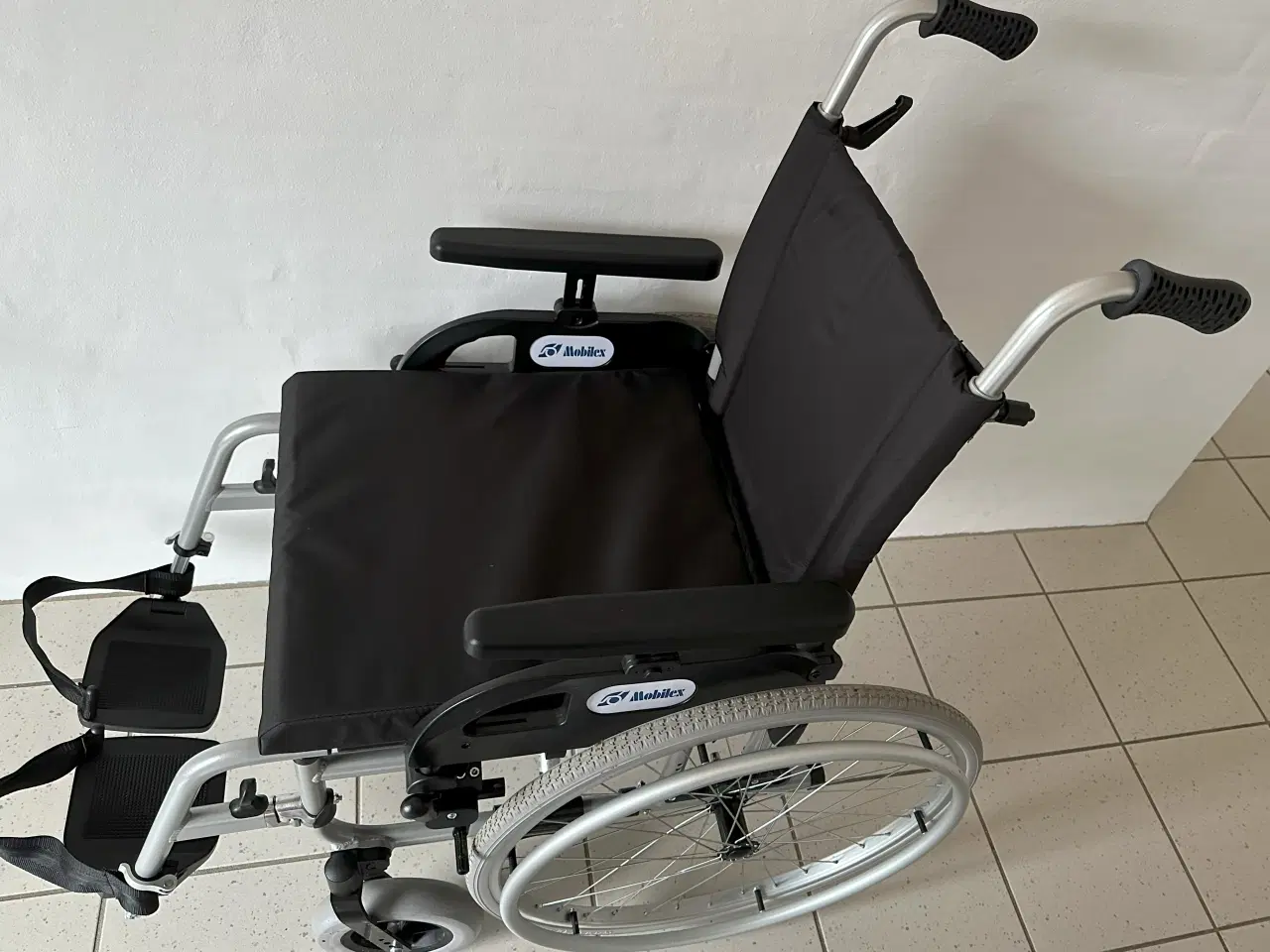 Billede 1 - Kørestol - Mobilex