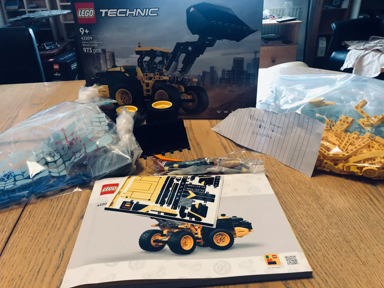Billede 1 - Lego Technic 42209 Volvo Gummiged
