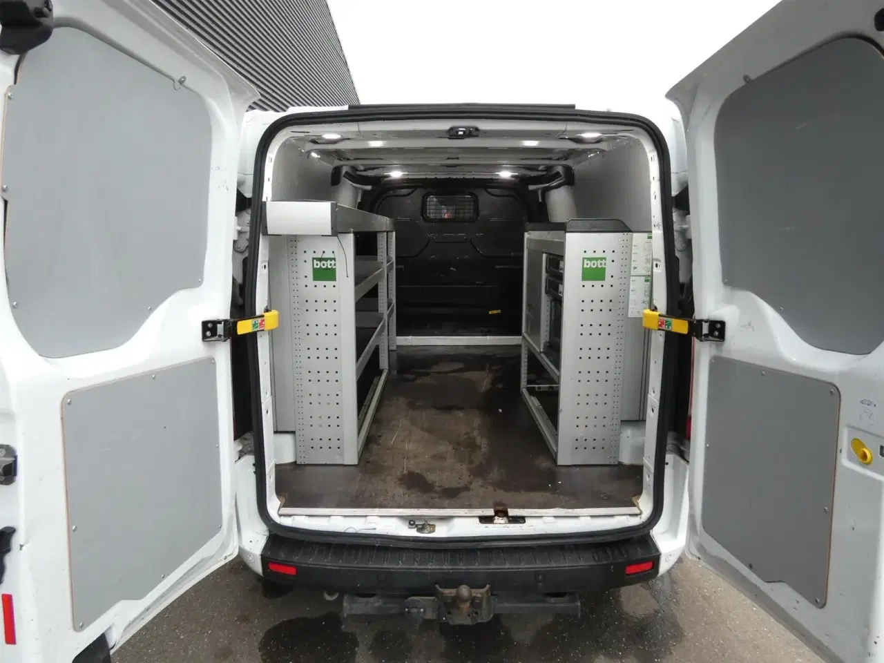 Billede 1 - Ford Transit Custom 300 L2H1 2,0 TDCi Trend 130HK Van 6g Aut.