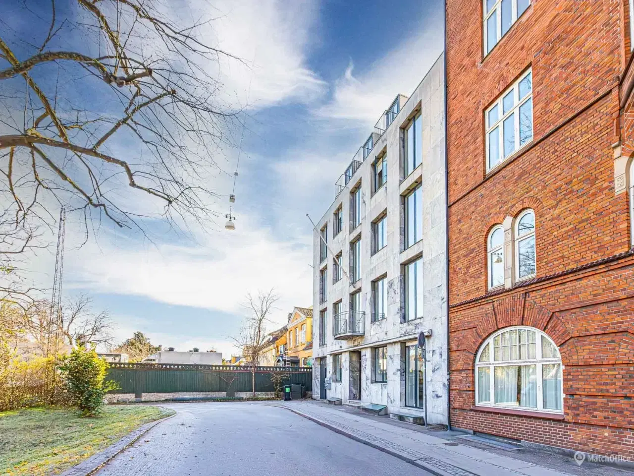 Billede 2 - EKSKLUSIVE LEJEMÅL VED FREDERIKSBERG HAVE KONTOR / KLINIK / SHOWROOM M.M.