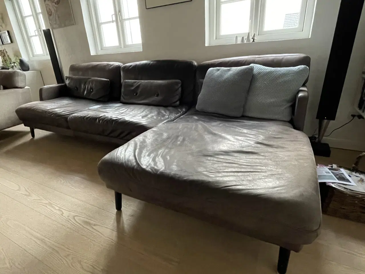 Billede 4 - Lædersofa med chaiselong og lænestol