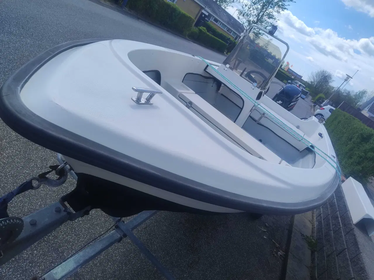 Billede 8 - Båd Uttern 4350m motor og trailer