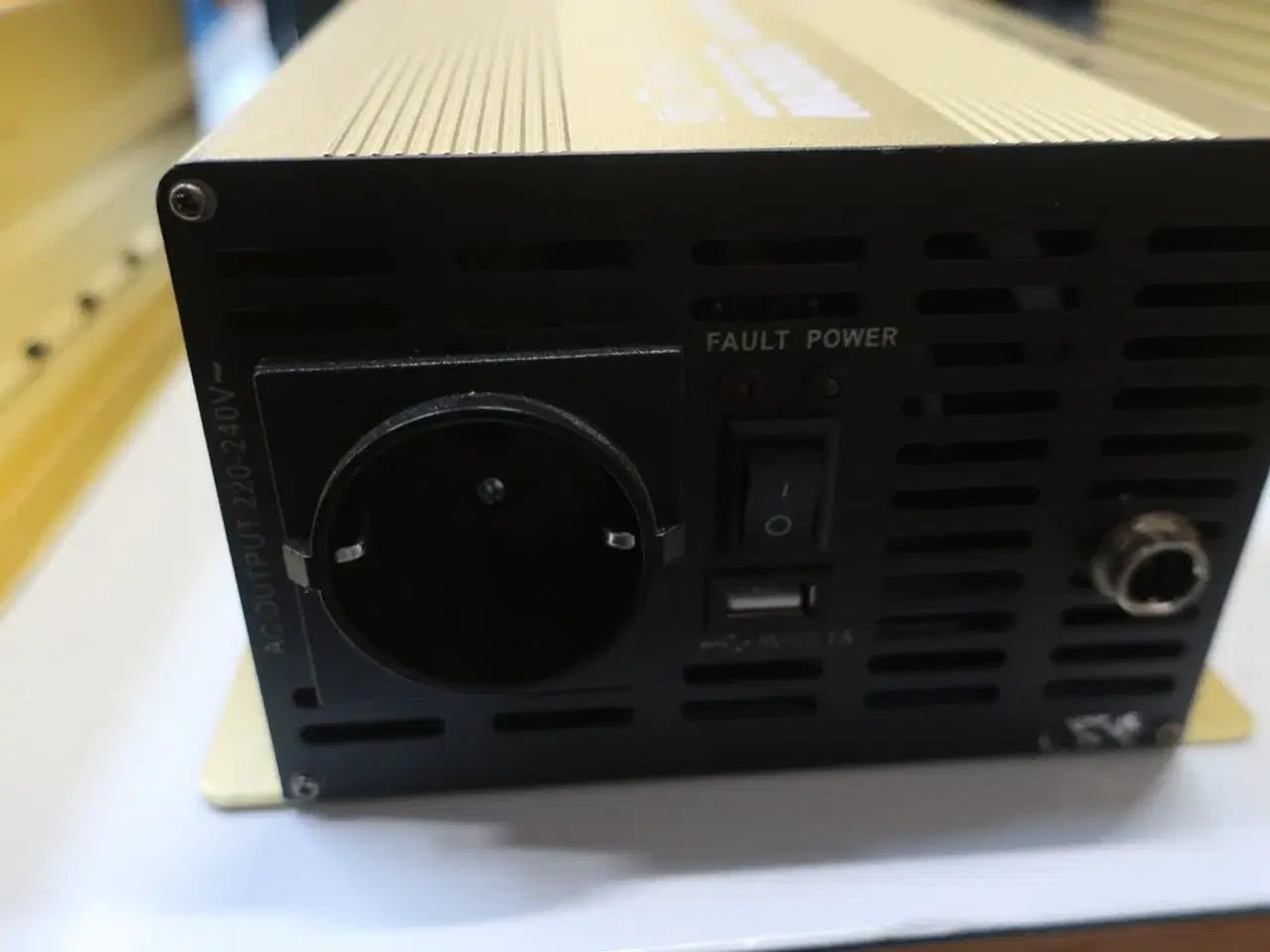 Billede 2 - Inverter GREEN ENERGY Pure Sine Wave DC/AC Power 1000W