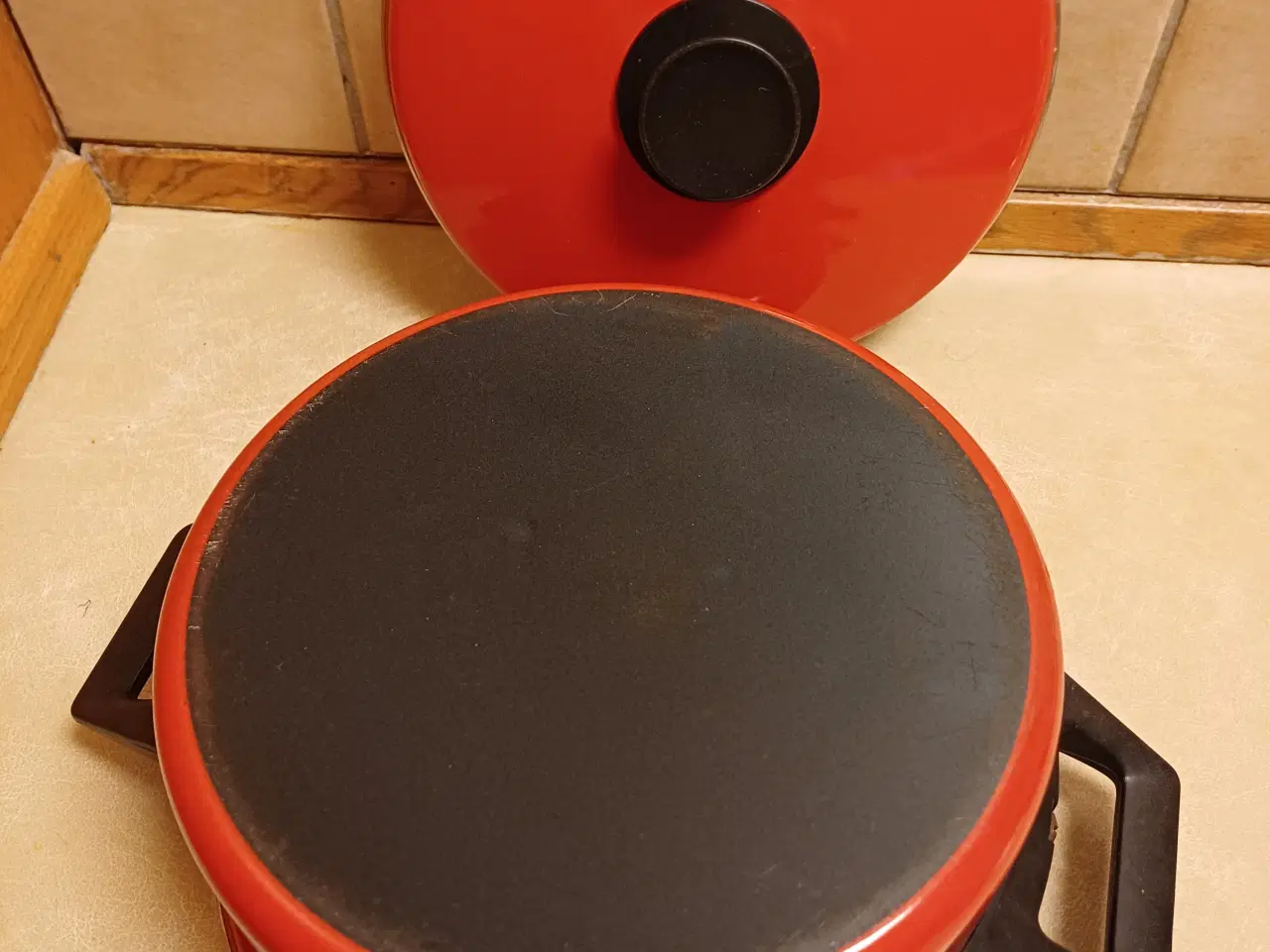 Billede 3 - Gryde med låg rød emalje