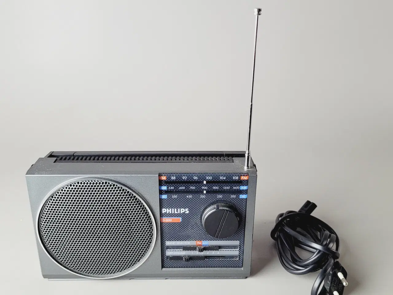 Billede 3 - ⭐️· Retro Philips Radio - Velfungerende og i flot 