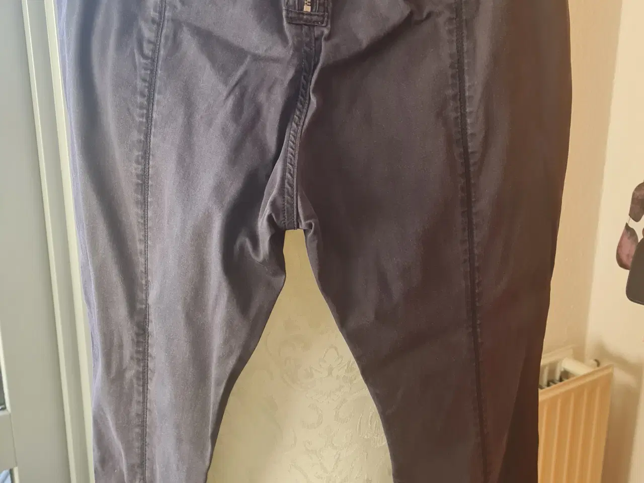 Billede 9 - Nye jeans str 44 fra Whiite copenhagen