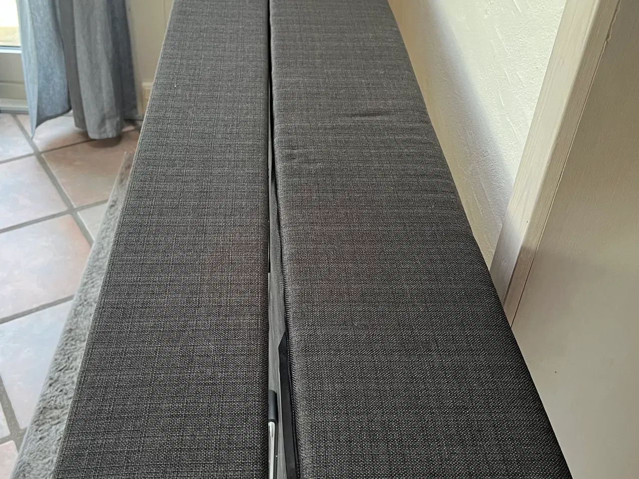 Billede 4 - Seng 180x200 med elevation
