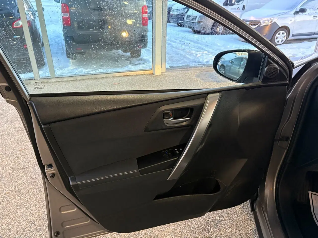 Billede 5 - Toyota Auris 1,3 VVT-i T2