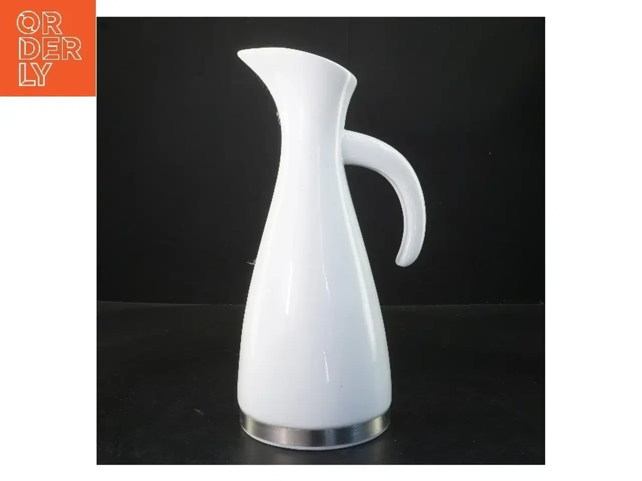 Billede 1 - Hvid kande med stållåg fra Steel-function (str. 30 cm)