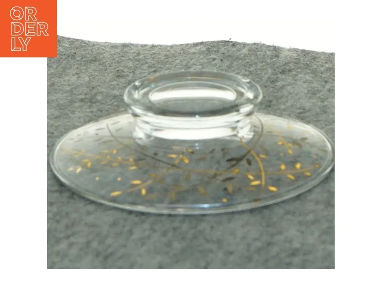 Billede 8 - Glasfad med dekoration fra Holmegaard (str. 16x4 cm)