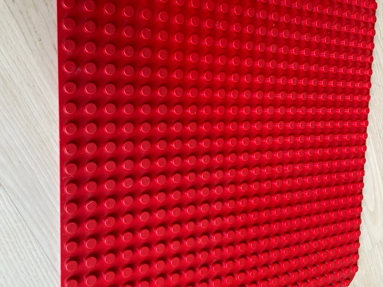 Billede 1 - Lego Duplo stor plade og mindre grå plader 2 stk.