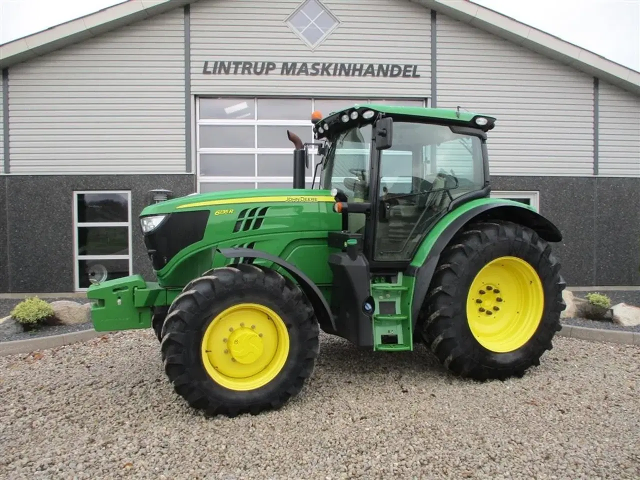 Billede 1 - John Deere 6135R Krybegear, TLS Affjedret foraksel og affjedret kabine