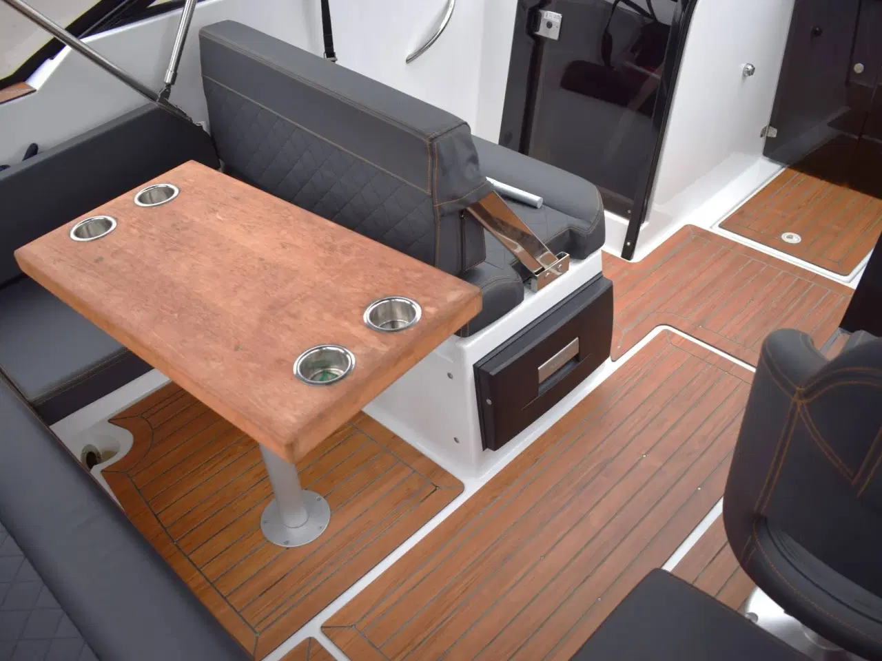 Billede 6 - Coaster 600 BR m/100 HK Yamaha og udstyr