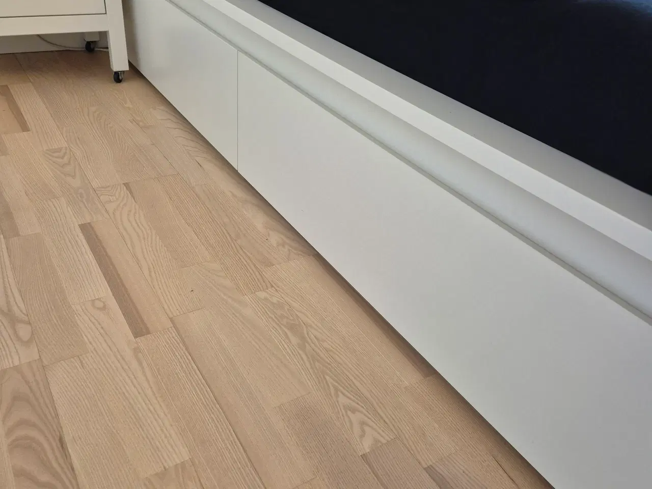 Billede 5 - Sengestel - Malm fra Ikea - 180 x 200 cm 