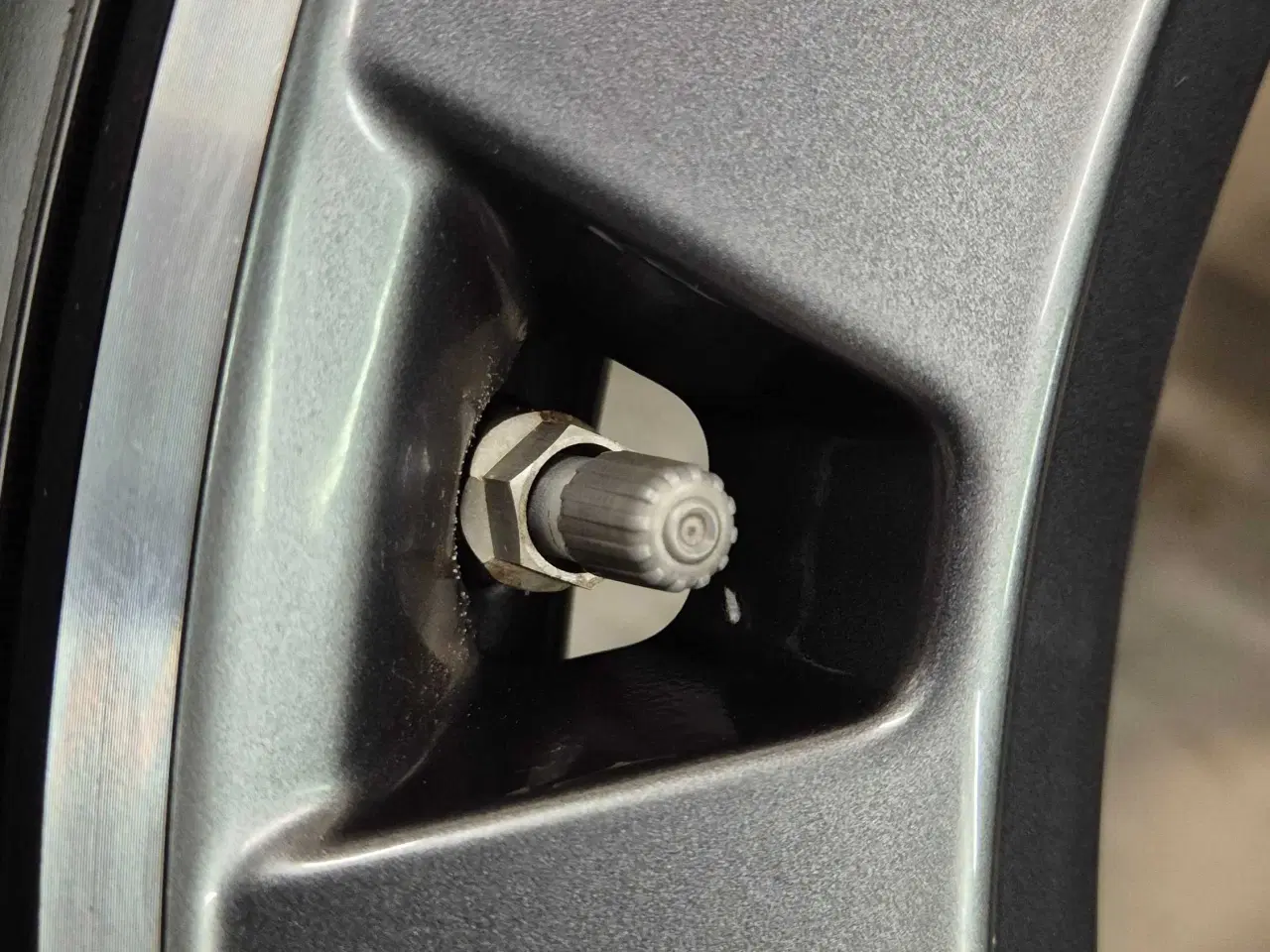 Billede 6 - 5x112 MERCEDES ORIGINAL "AMG" ALUFÆLGE MED NYE SOM