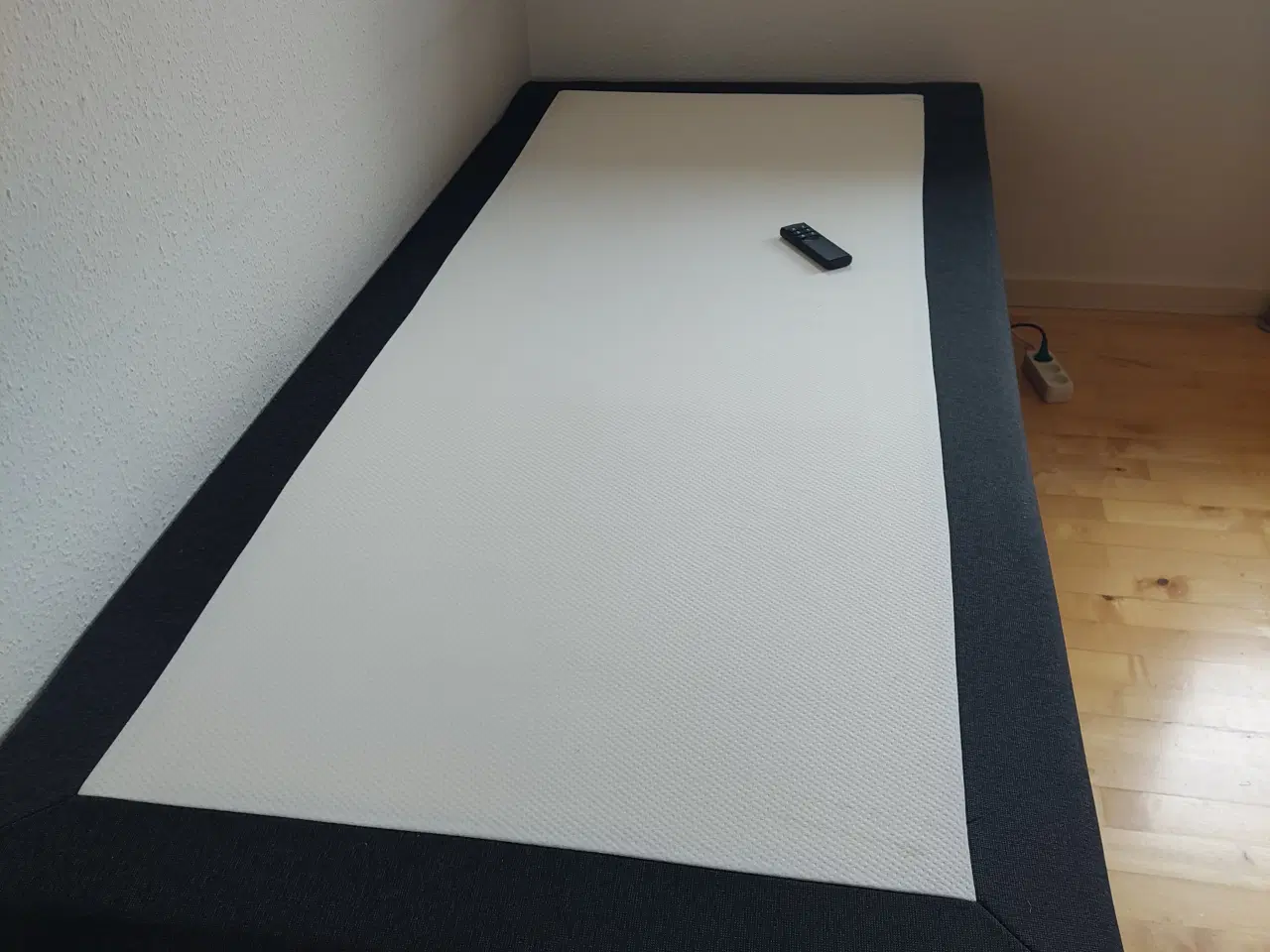 Billede 1 - Elevationsseng 90x200 cm