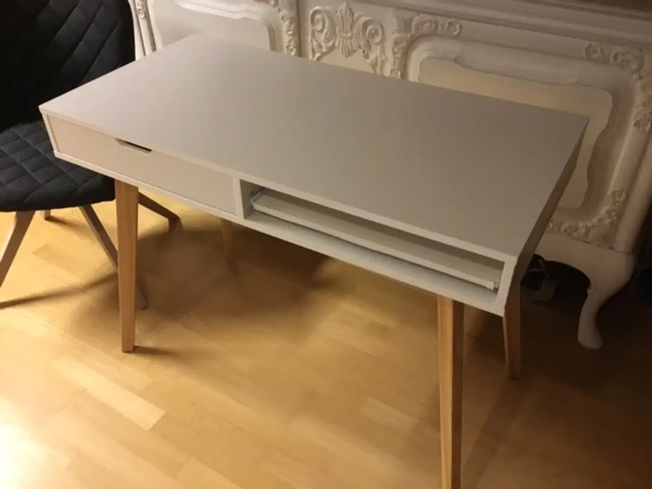 Billede 2 - Skrivebord 50x100