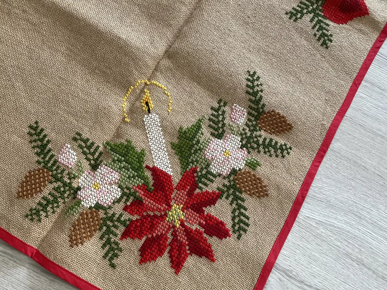 Billede 2 - Juletræstæppe 