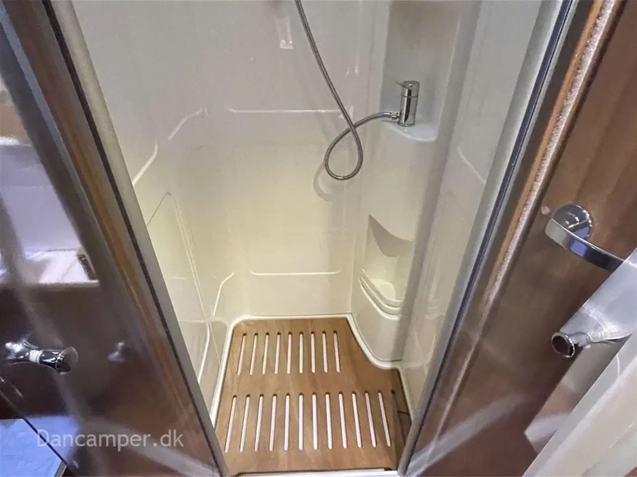 Billede 22 - 2018 - Hymer B 534 Hymermobil Unik Hymermobil med stor siddegruppe i bag og masser af udstyr. 3500 kg og køres på lille kørekort