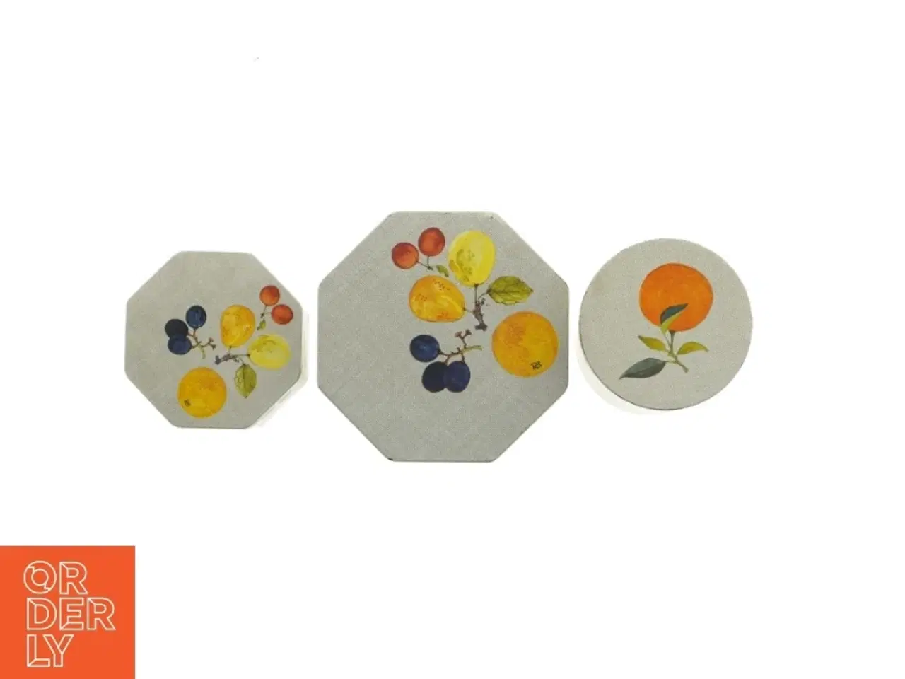 Billede 8 - Vintage kasedåser med frugtdekoration - 3 stk (str. 7 cm 10 cm og 14 cm høje)