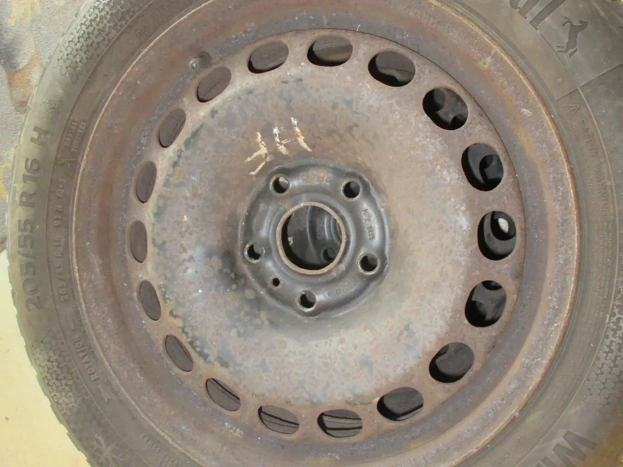 Billede 3 - Vinterhjul til VW Audi Seat Skoda I 16"